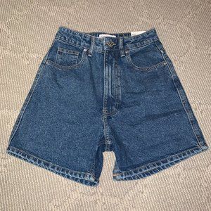 Zara Mom Fit Denim Shorts, Size 32